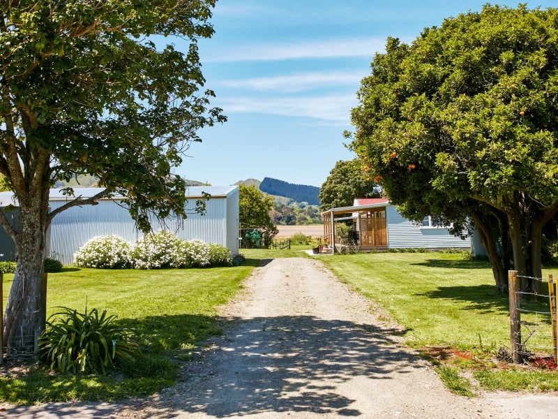 32 Waihirere Domain Road, Waihīrere, Gisborne - Carousel 1