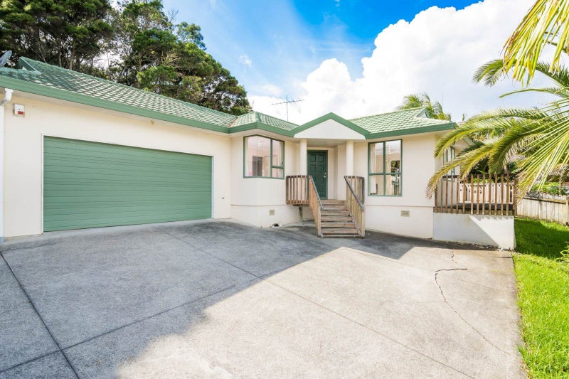 7 Daldys Bush Lane, Bayview, Auckland - Carousel 1