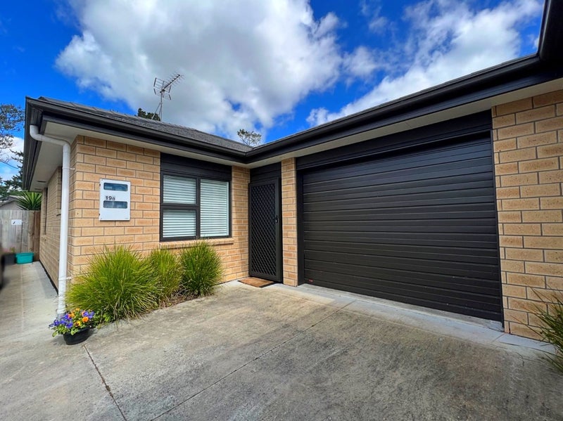 19B Richan Street, Glenview, Hamilton - Carousel 12