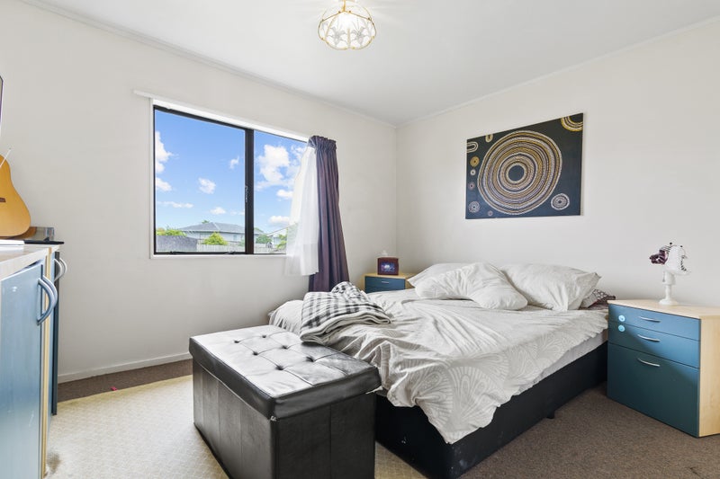 1/12 De Bloge Place, Clendon Park, Auckland - Carousel 13