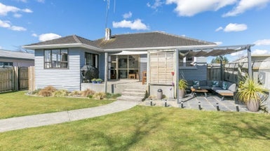 19 Puriri Street, Nawton, Hamilton - Carousel 1