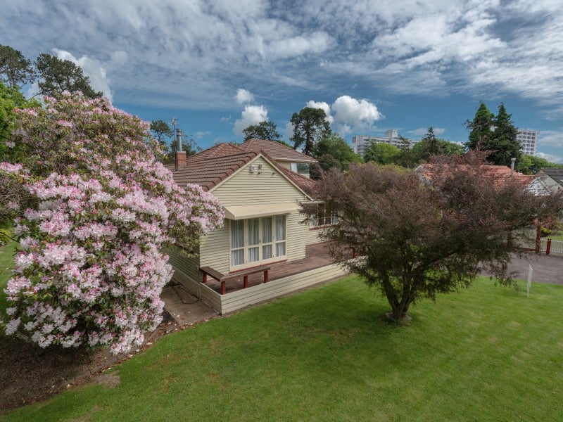 26 Valley Terrace, Hamilton Central, Hamilton - Carousel 1