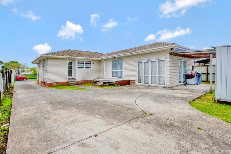 12 Comet Crescent, Mangere, Auckland - Carousel 2