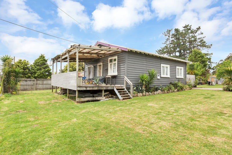 17 Mountain View Road, Hikurangi, Hikurangi - Carousel 1
