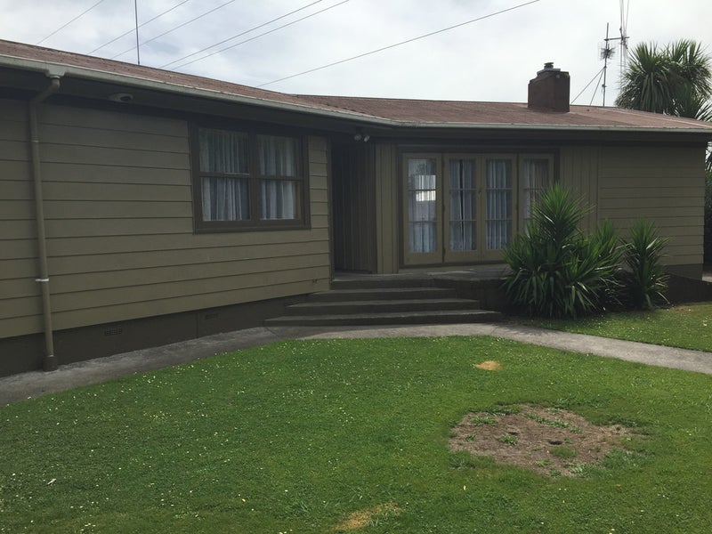 20 Northolt Road, Fairview Downs, Hamilton - Carousel 1