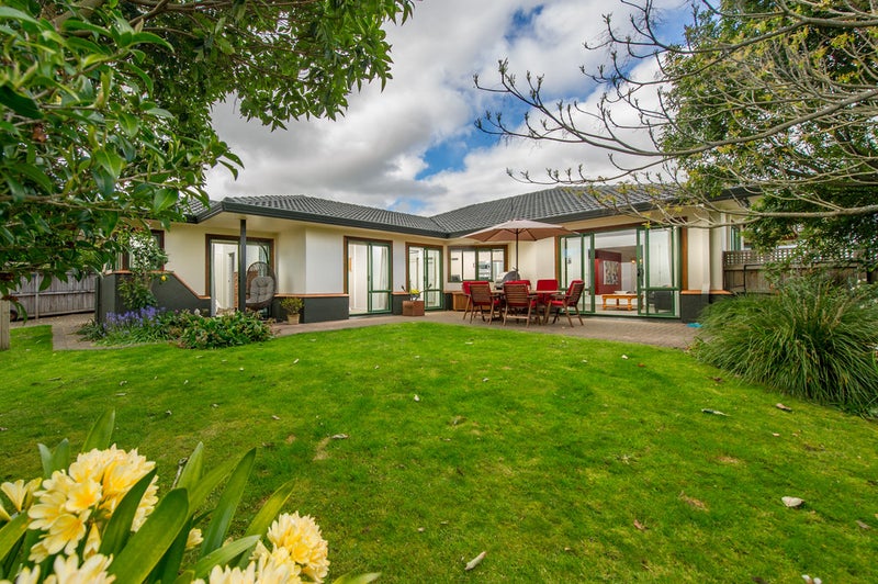 26 Bob Charles Drive, Golflands, Auckland - Carousel 2