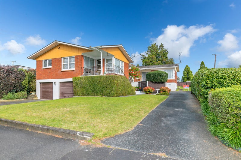 25A MacFarlane Street, Hamilton East, Hamilton - Carousel 2