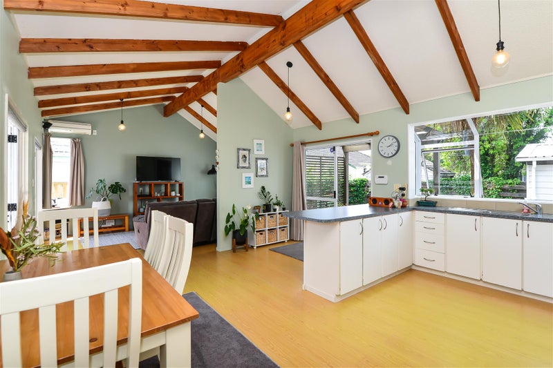 54B Alfred Street, Fairfield, Hamilton - Carousel 1