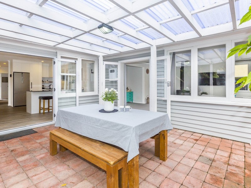 9 Davis Crescent, Elderslea, Upper Hutt - Carousel 2