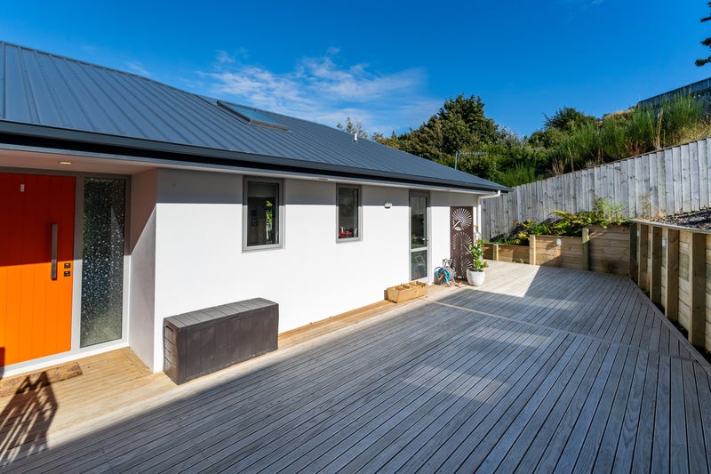 14 Kempthorne Place, Wakari, Dunedin - Carousel 2
