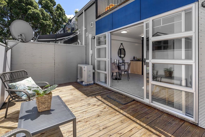 4/2 Atarangi Road, Greenlane, Auckland - Carousel 2