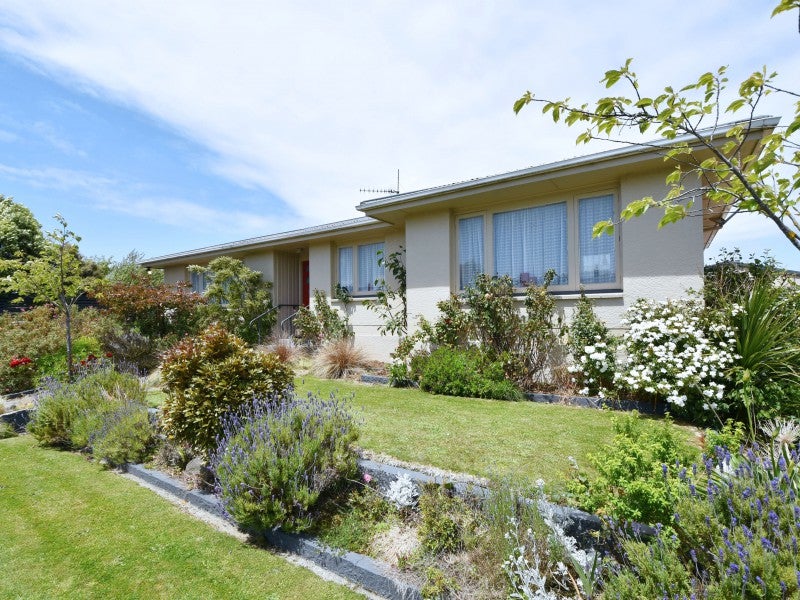 14 Dumbarton Place, Strathern, Invercargill - Carousel 1