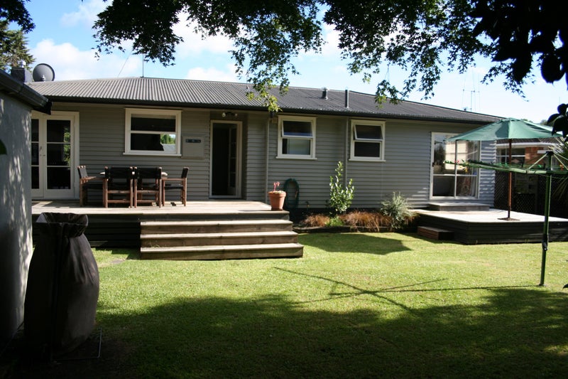 13 Gerrand Place, Chedworth, Hamilton - Carousel 2