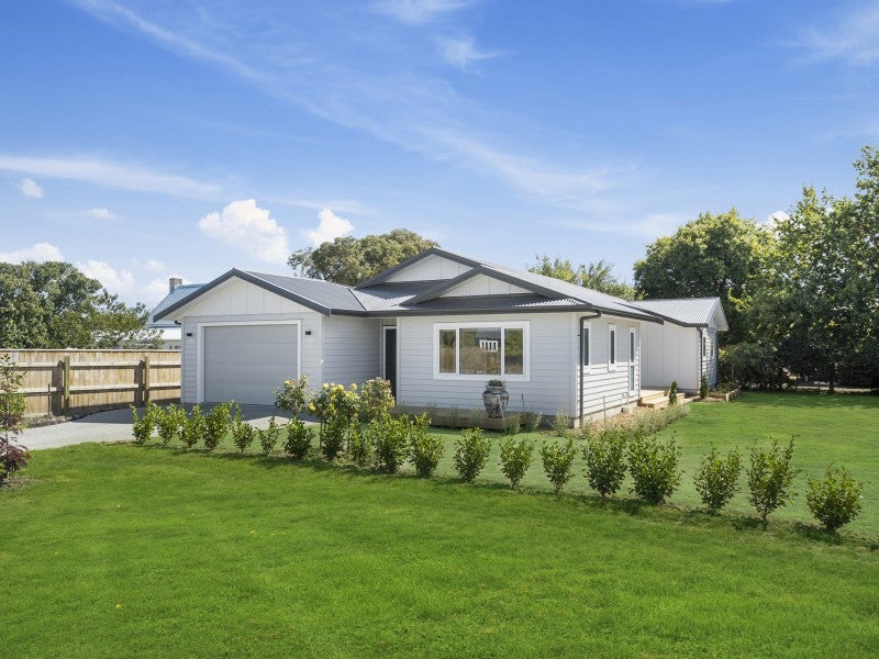 45 Regent Street, Martinborough, Martinborough - Carousel 1