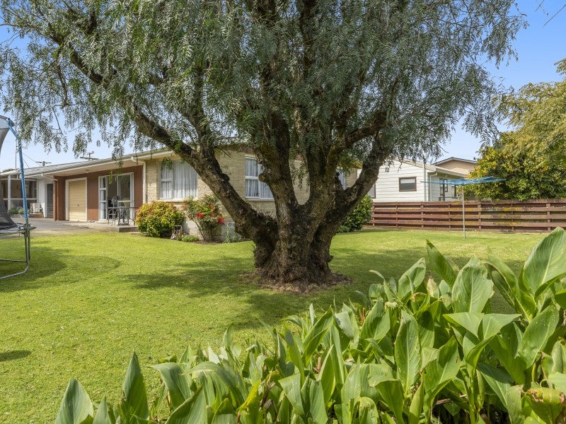 20B Jefferson Place, Brookfield, Tauranga - Carousel 1