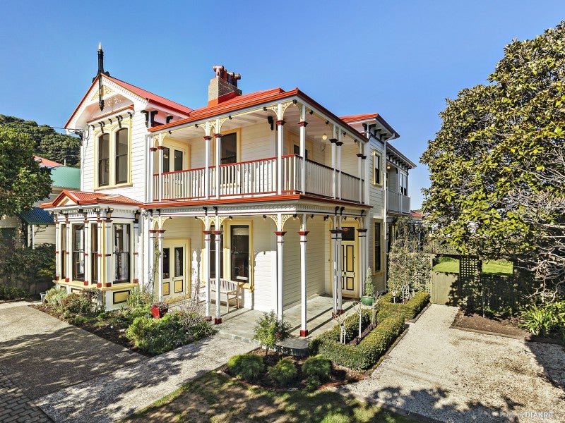 23 Brougham Street, Mount Victoria, Wellington - Carousel 1