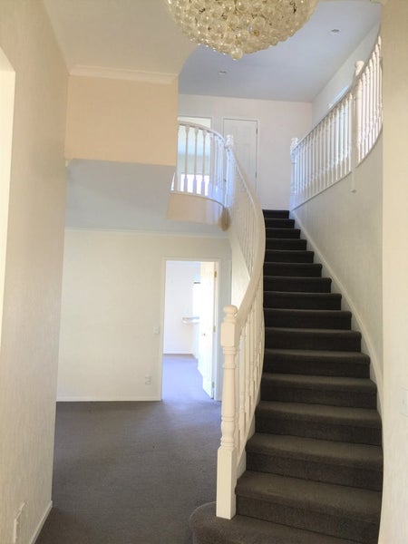 95A Glenmore Road, Sunnyhills, Auckland - Carousel 2