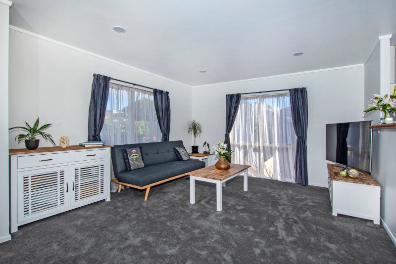 21 Lochiel Place, Kamo, Whangarei - Carousel 2