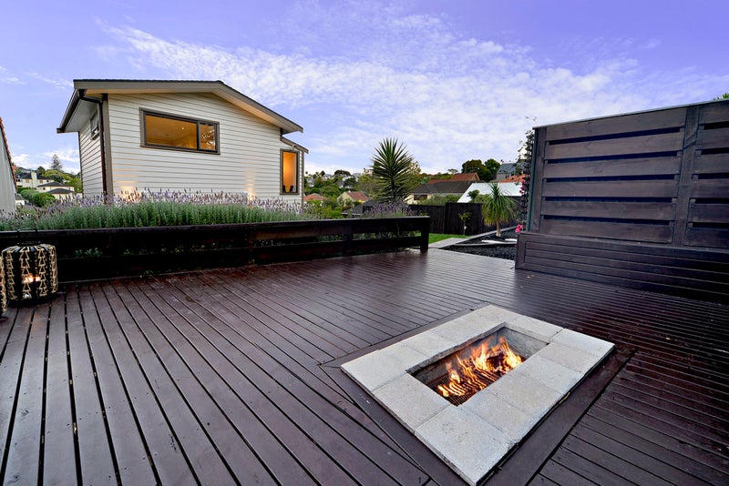 30 Rukutai Street, Orakei, Auckland - Carousel 21
