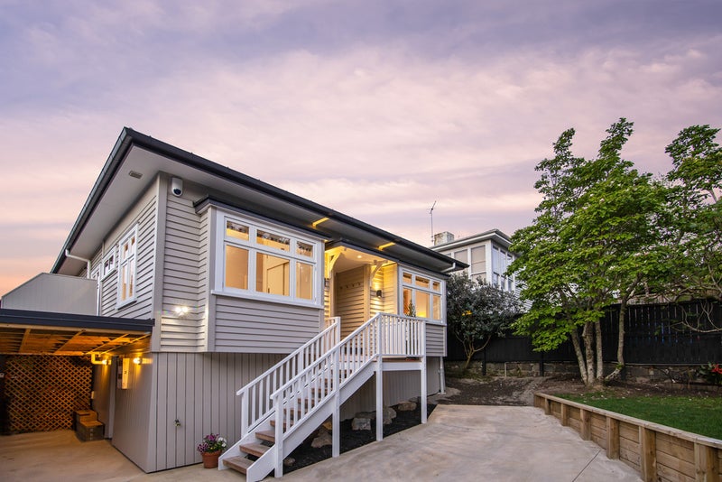 87B Western Springs Road, Morningside, Auckland - Carousel 1