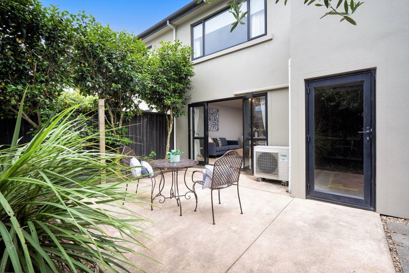 67D Southampton Street, Sydenham, Christchurch - Carousel 1