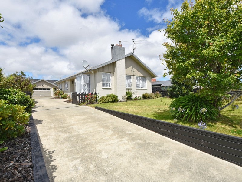 21 Pine Crescent, Hargest, Invercargill - Carousel 13