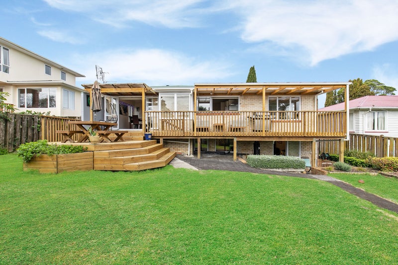 200 West Tamaki Road, Glen Innes, Auckland - Carousel 1