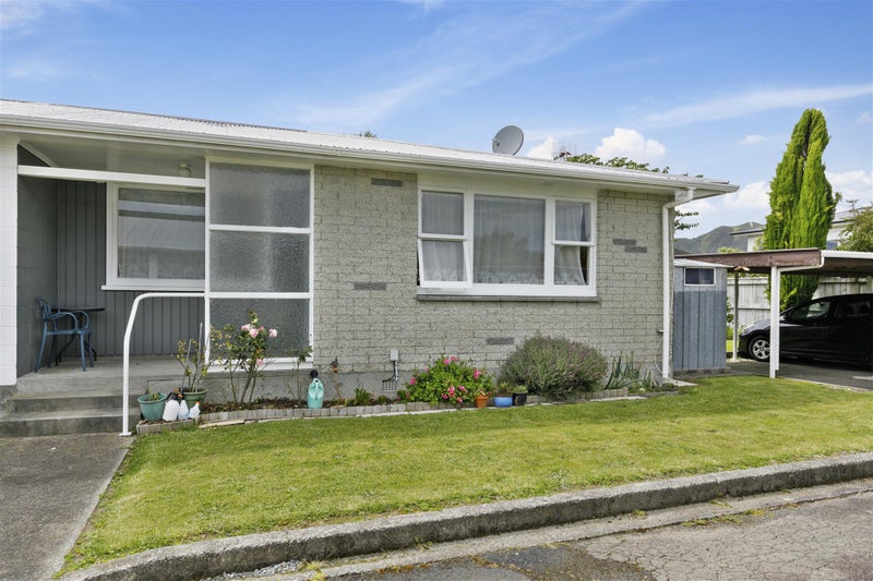 3/24 Copeland ST, EPUNI, LOWER HUTT - Carousel 2