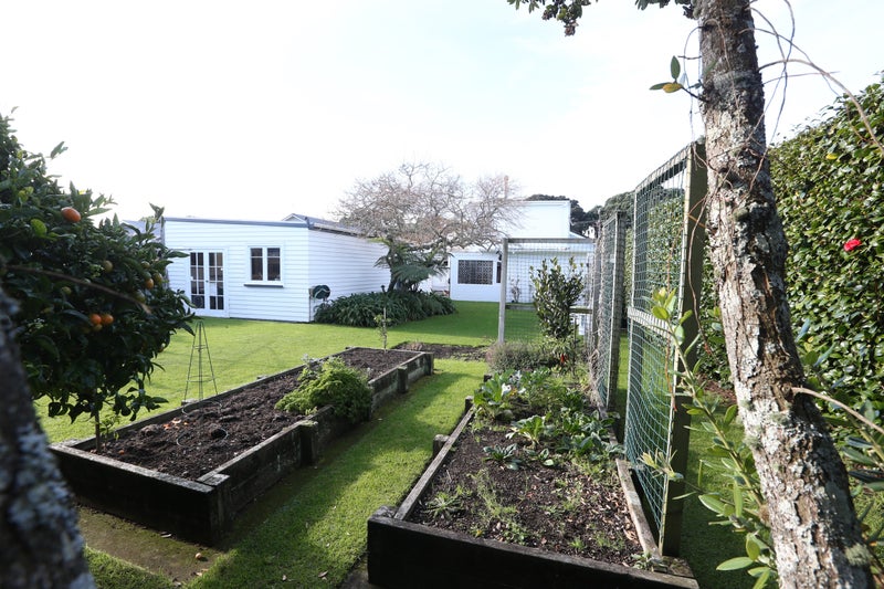 32 Richmond ST, Fitzroy, New Plymouth - Carousel 18