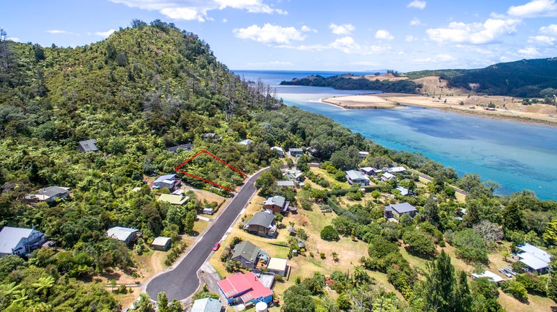 18 Ngahere Terrace, Opoutere, Whangamatā - Carousel 1