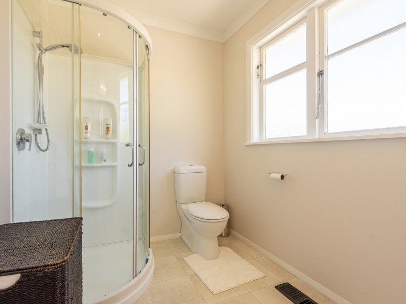 41 Cornford Street, Karori, Wellington - Carousel 25
