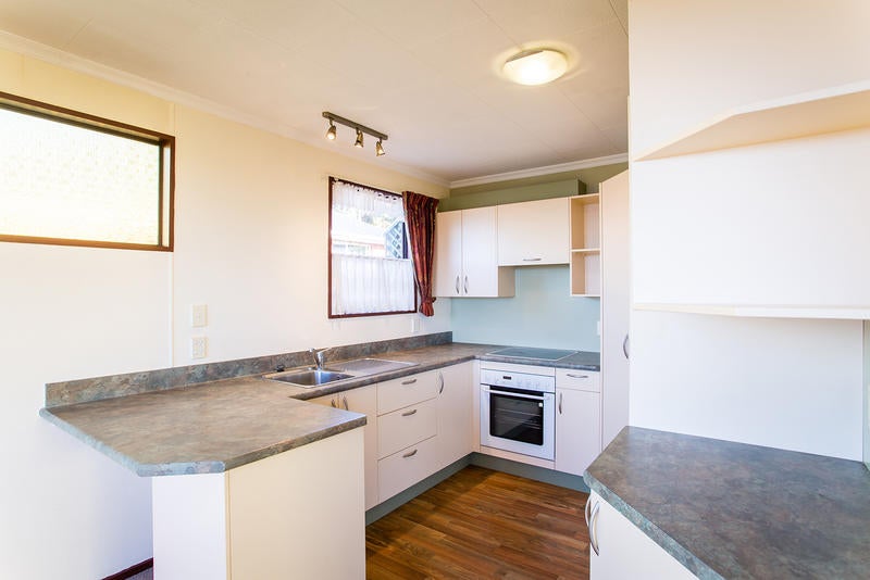 896 Brighton Road, Ocean View, Dunedin - Carousel 2