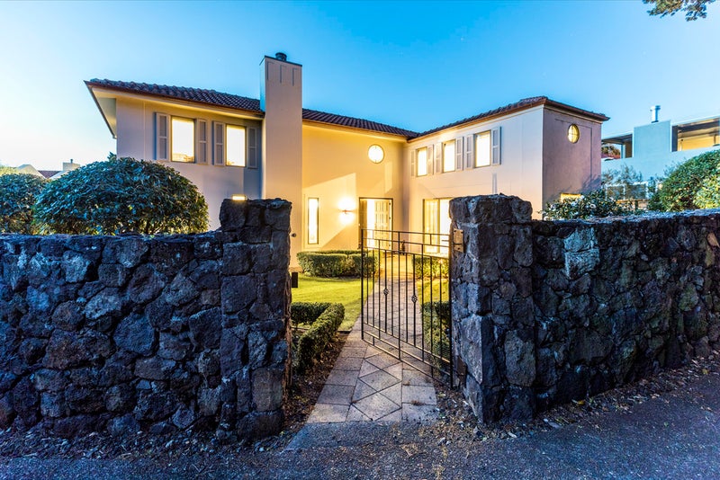 1/0 Upland Road, Remuera, Auckland - Carousel 1