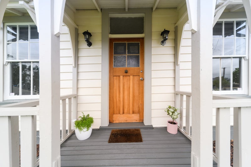 18 Carlisle Street, Milson, Palmerston North - Carousel 2