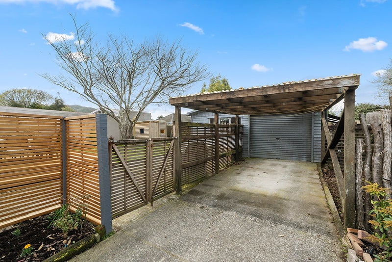 35 Mary Crescent, Elderslea, Upper Hutt - Carousel 20