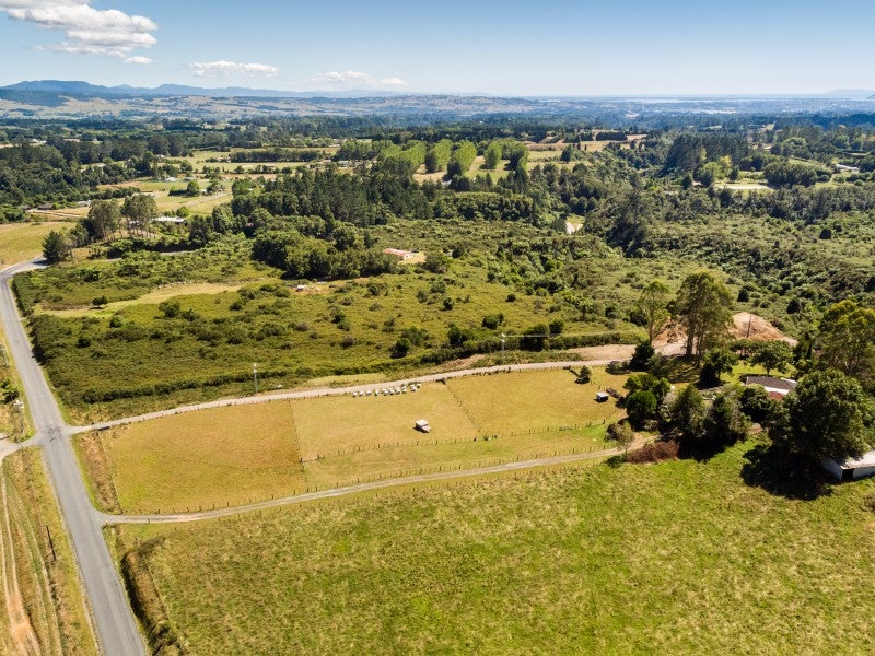 251 Taumata Road, Tauranga - Carousel 17