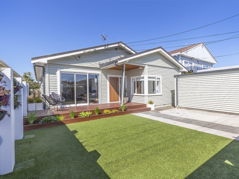 70 Hobart Street, Miramar, Wellington - Carousel 1