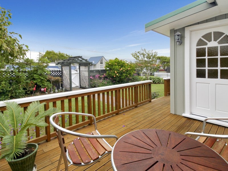 23 Cowling Road, Hurdon, New Plymouth - Carousel 1