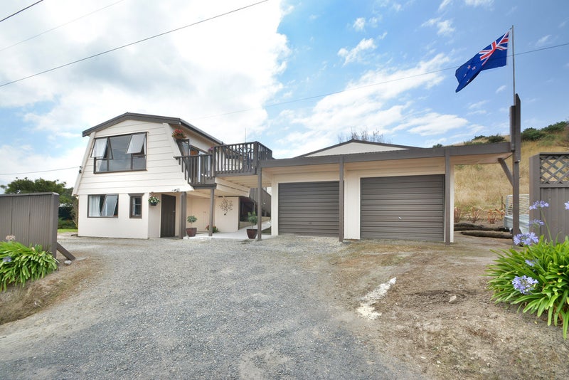 1412 Taieri Mouth Road, Brighton - Carousel 1