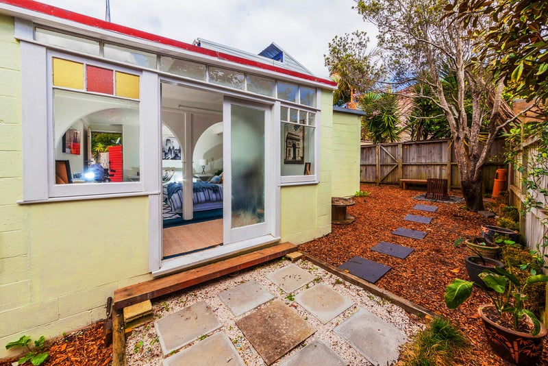 7/137 Jervois Road, Herne Bay, Auckland - Carousel 1