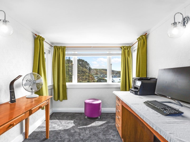 102 Paremata Road, Paremata, Porirua - Carousel 26