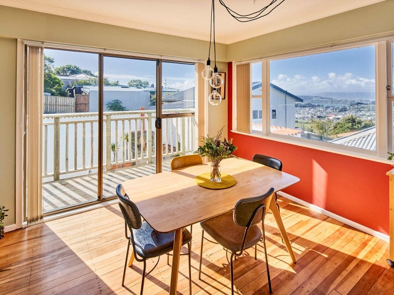 19 Kingston Heights Road, Kingston, Wellington - Carousel 2