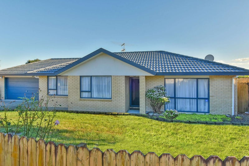 21 Pitt Avenue, Clendon Park, Auckland - Carousel 1
