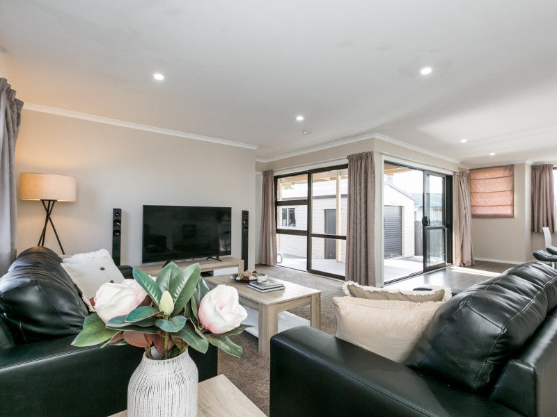 45 Gloucester Street, Greenmeadows, Napier - Carousel 2