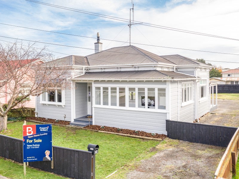 10 Smithfield Road, Tawhero, Whanganui - Carousel 1