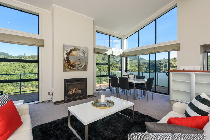 6 Garrett Place, Riverstone Terraces, Upper Hutt - Carousel 2