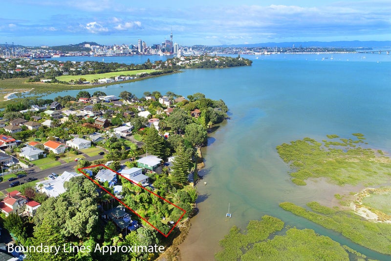 68 Aramoana Avenue, Devonport, Auckland - Carousel 1