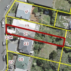 21 Sugarloaf Road, Brooklyn, Wellington - Carousel 13