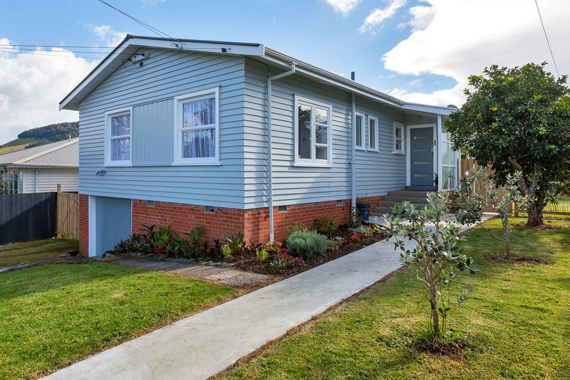 4 Grant Street, Kamo, Whangarei - Carousel 1