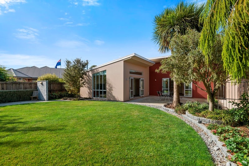 1 Cayman Close, Shirley, Christchurch - Carousel 2